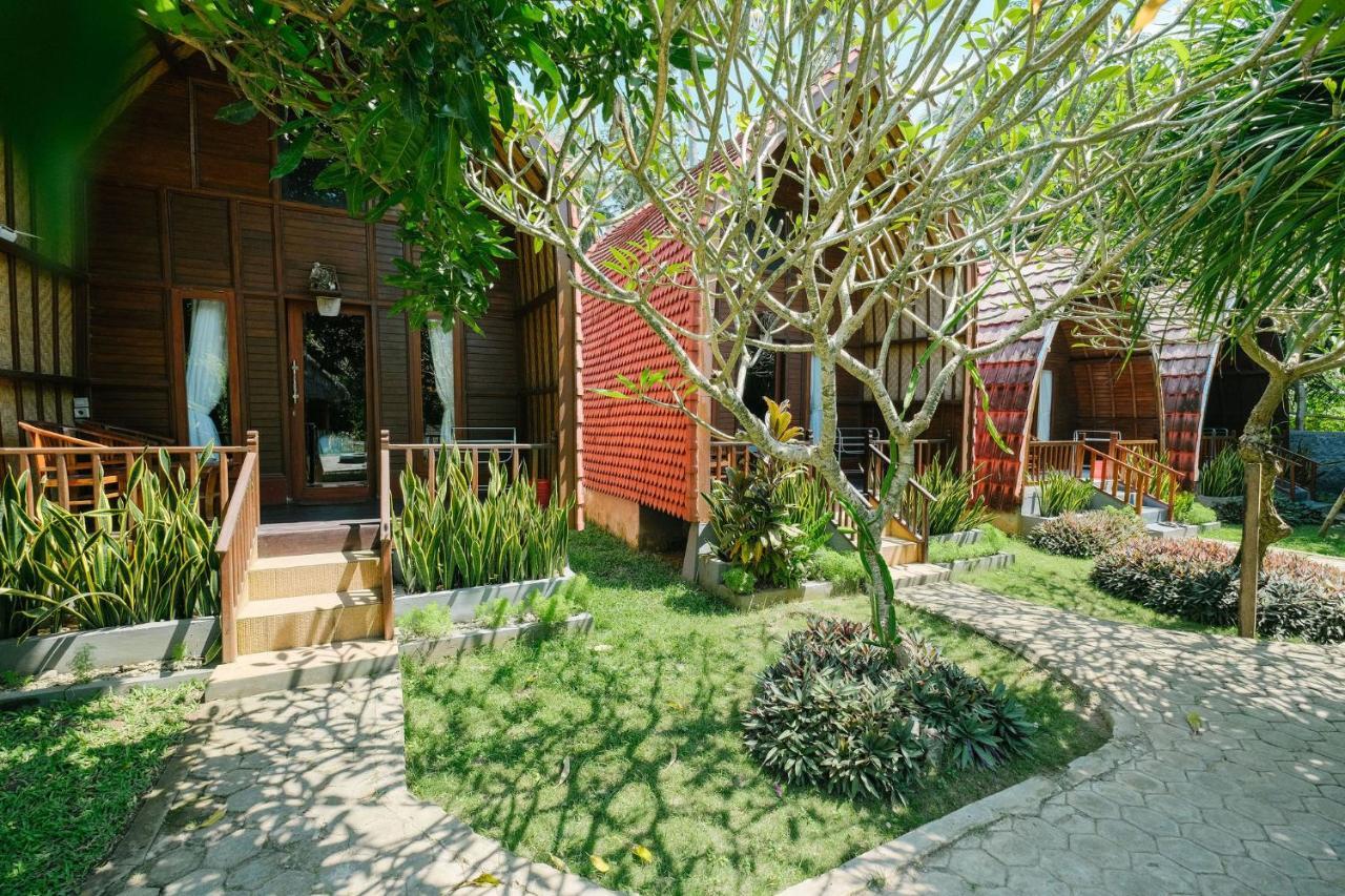 Adi Bungalow Nusa Penida Redpartner Ped 외부 사진